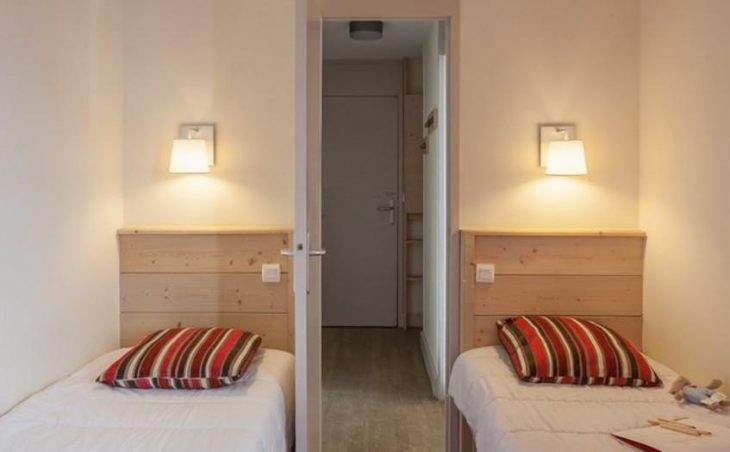 Plagne Lauze, La Plagne, Twin Bedroom 2